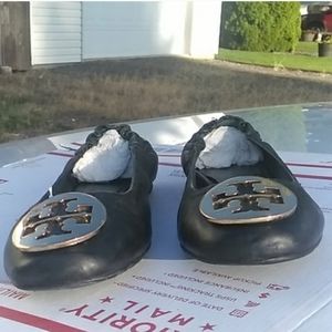Tory Burch Monogram  Leather Flats Size 7 Women's